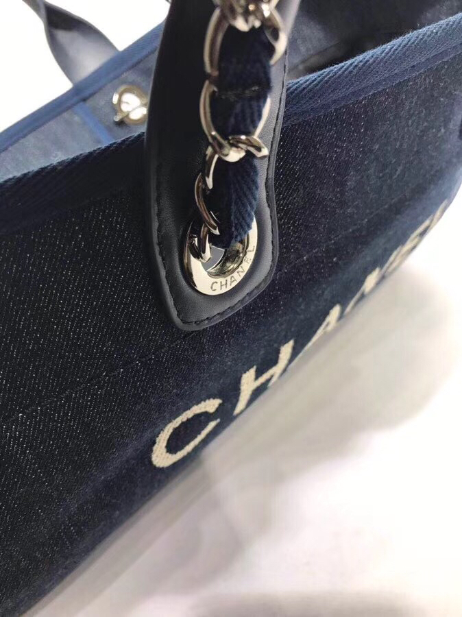 Ch**el shopping bags